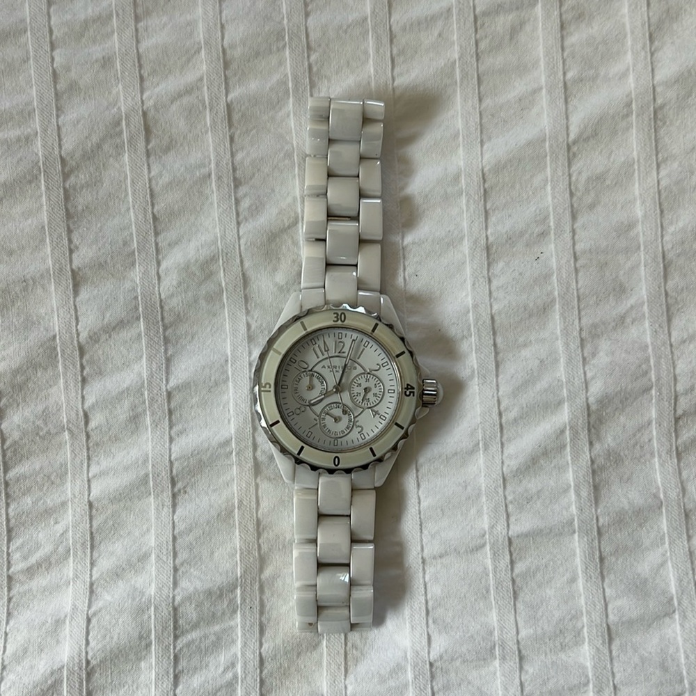 White on white Akribos women’s watch